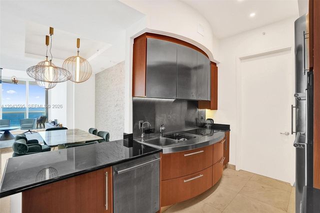18101 Collins Avenue 1607, Sunny Isles Beach, FL 33160