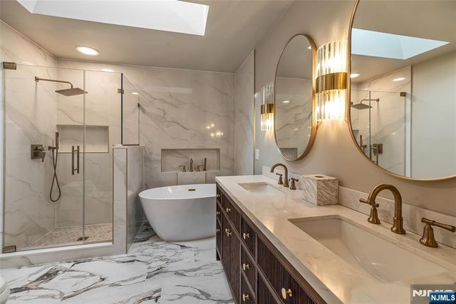 130 Butternut Drive, Wayne, NJ 07470