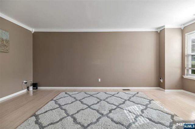 130 Butternut Drive, Wayne, NJ 07470
