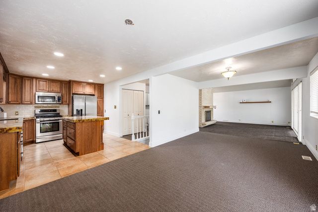 9739 S LAURA LANE DR, Sandy, UT 84092
