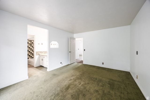 9739 S LAURA LANE DR, Sandy, UT 84092