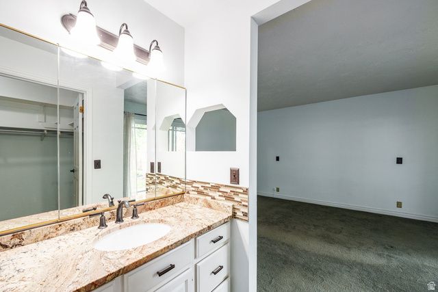 9739 S LAURA LANE DR, Sandy, UT 84092