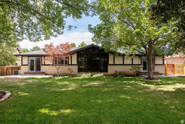 9739 S LAURA LANE DR, Sandy, UT 84092