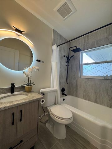 1500 CARSON CIRCLE NE, St Petersburg, FL 33703