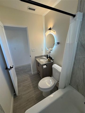 1500 CARSON CIRCLE NE, St Petersburg, FL 33703