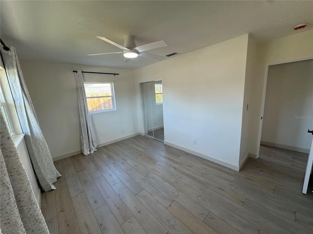 1500 CARSON CIRCLE NE, St Petersburg, FL 33703