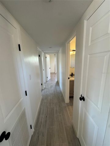 1500 CARSON CIRCLE NE, St Petersburg, FL 33703