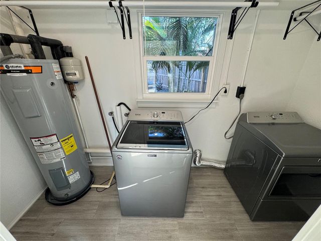 1500 CARSON CIRCLE NE, St Petersburg, FL 33703