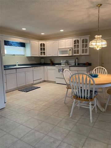 2510 CYPRESS GARDENS BOULEVARD, Winter Haven, FL 33884