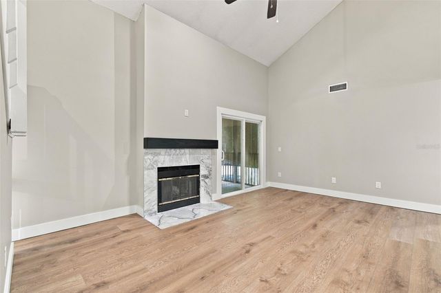 3118 VALLEY OAKS DRIVE, Tampa, FL 33618