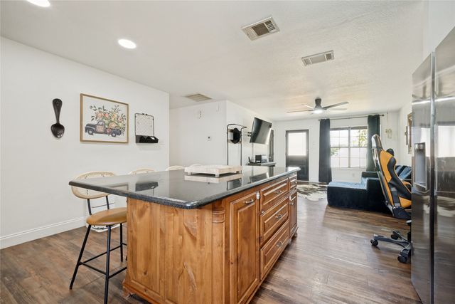 105 N 7th Street, Sanger, TX 76266