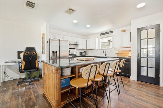 105 N 7th Street, Sanger, TX 76266