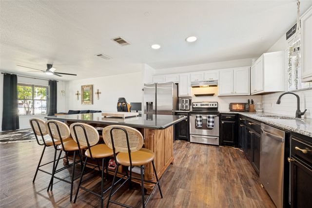 105 N 7th Street, Sanger, TX 76266