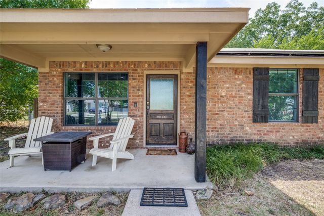 105 N 7th Street, Sanger, TX 76266