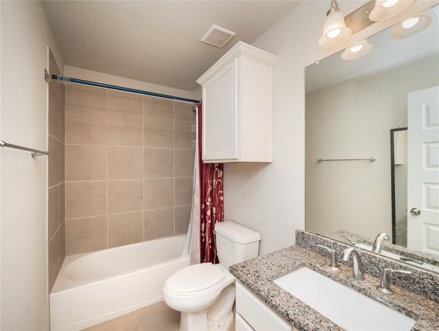 800 Savannah CV, Elgin, TX 78621