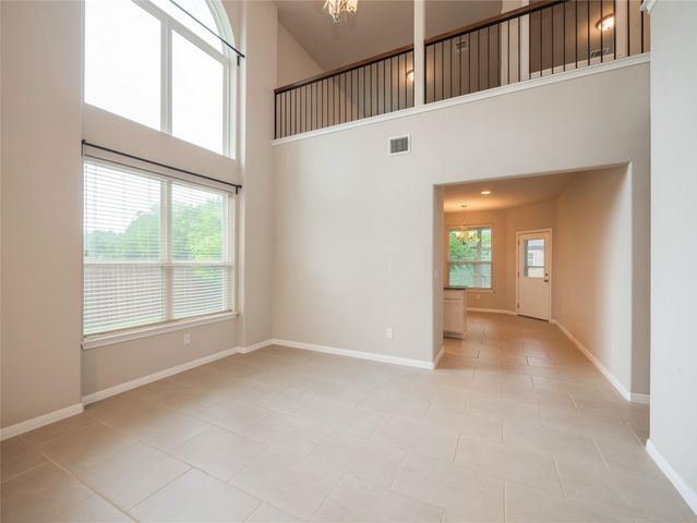 800 Savannah CV, Elgin, TX 78621