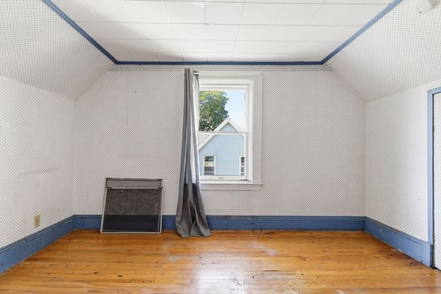 8 Parker Pl, Somerville, MA 02143