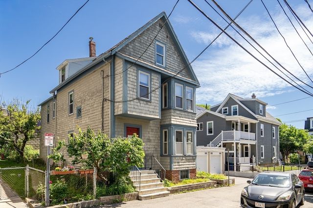 8 Parker Pl, Somerville, MA 02143