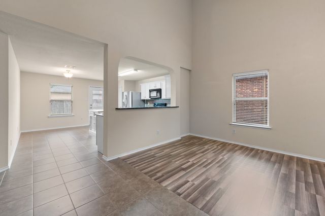 227 Old Spanish Trail, Waxahachie, TX 75167