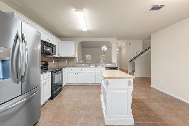 227 Old Spanish Trail, Waxahachie, TX 75167