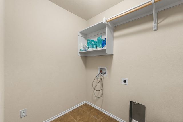 227 Old Spanish Trail, Waxahachie, TX 75167