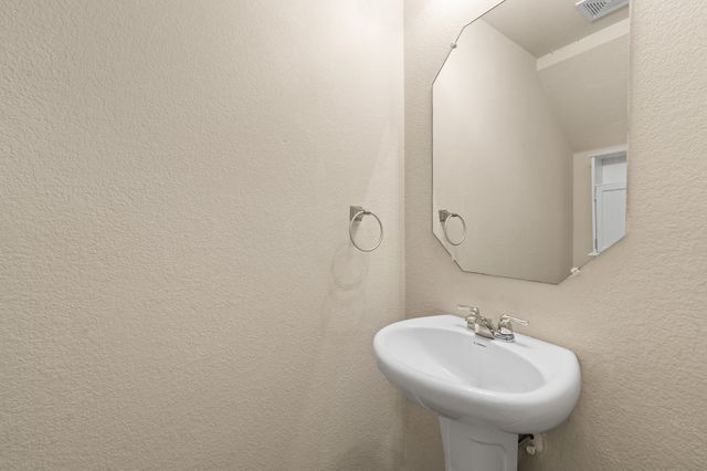 227 Old Spanish Trail, Waxahachie, TX 75167