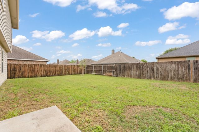 227 Old Spanish Trail, Waxahachie, TX 75167