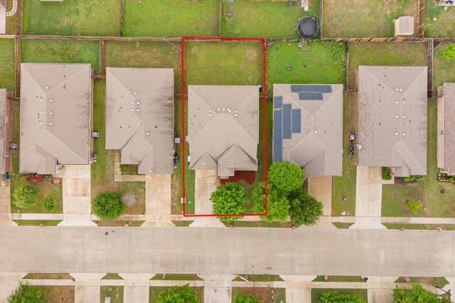 227 Old Spanish Trail, Waxahachie, TX 75167