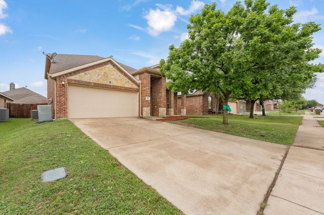227 Old Spanish Trail, Waxahachie, TX 75167