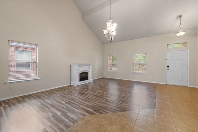 227 Old Spanish Trail, Waxahachie, TX 75167