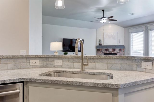 821 NW 192nd Terrace, Edmond, OK 73012