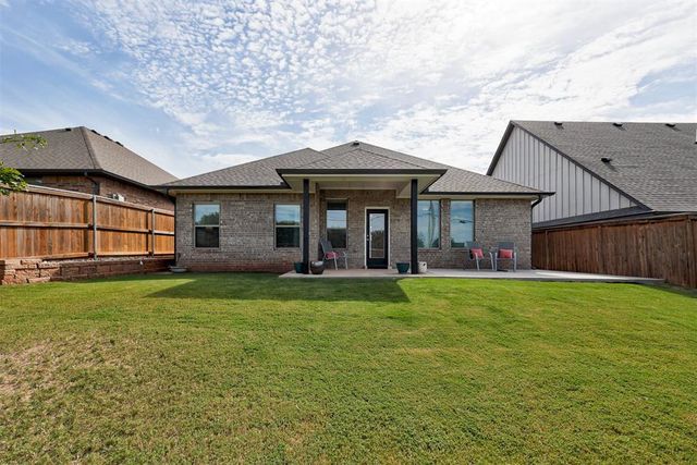 821 NW 192nd Terrace, Edmond, OK 73012