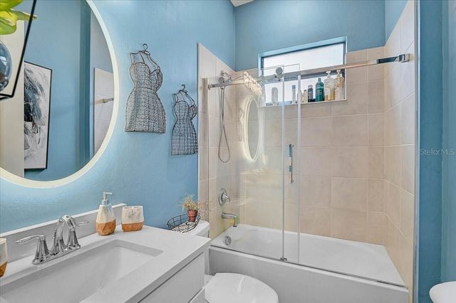 15835 TRADEWIND TERRACE, Bradenton, FL 34211