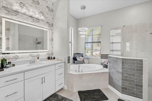 15835 TRADEWIND TERRACE, Bradenton, FL 34211