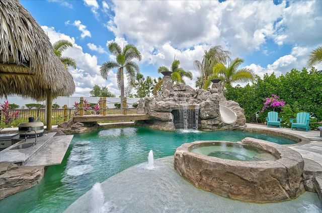 15835 TRADEWIND TERRACE, Bradenton, FL 34211