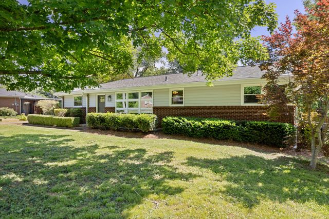 5002 Churchill Dr, Nashville, TN 37211