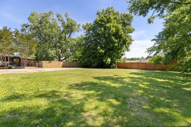 5002 Churchill Dr, Nashville, TN 37211
