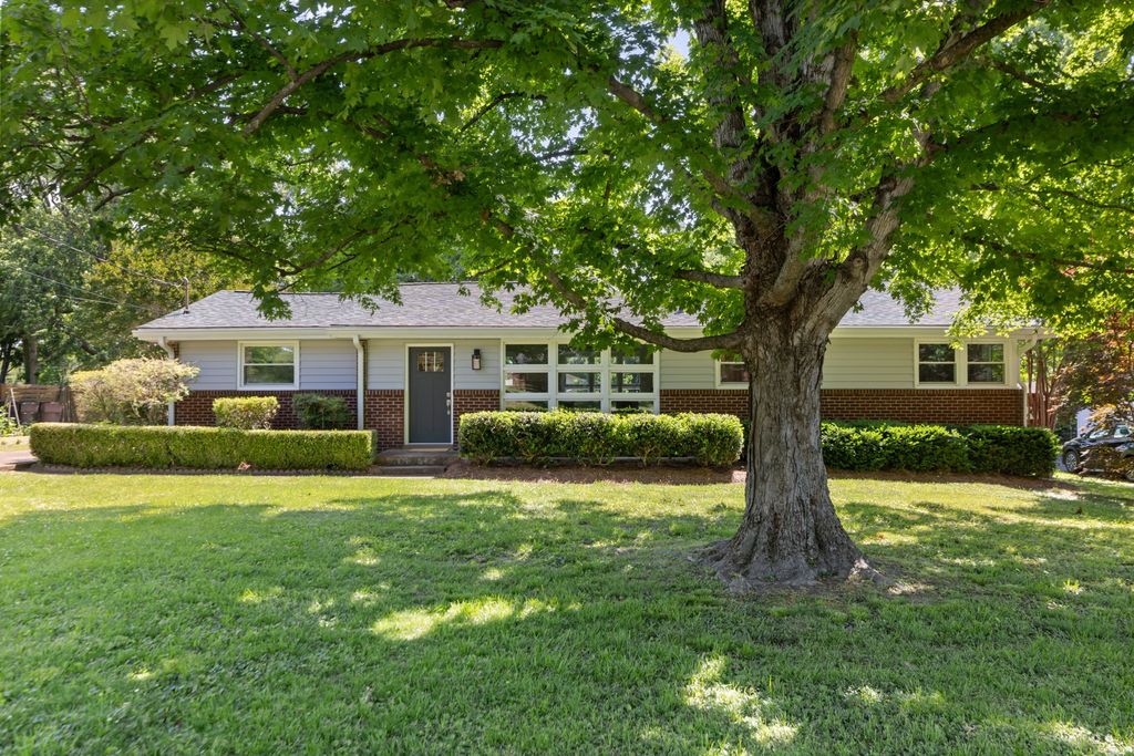 5002 Churchill Dr, Nashville, TN 37211