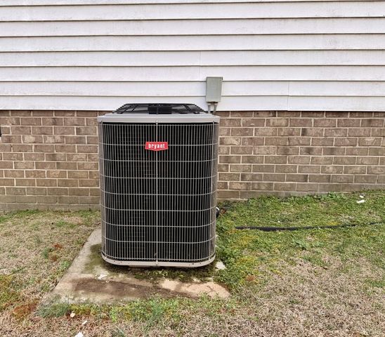 4378 Hummingbird Ln, Concord, VA 24538