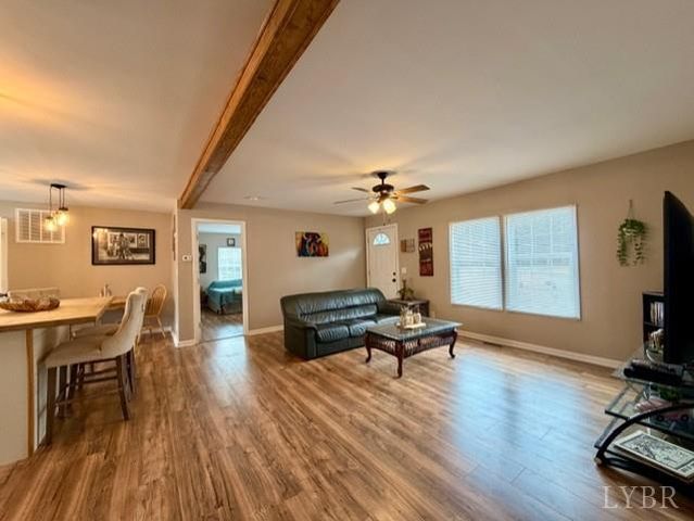 4378 Hummingbird Ln, Concord, VA 24538