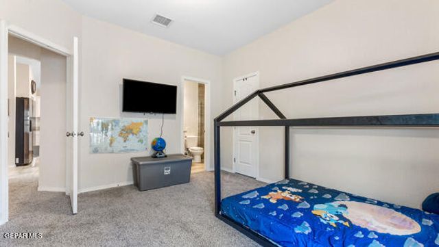 401 PLATEAU Drive, Socorro, TX 79927