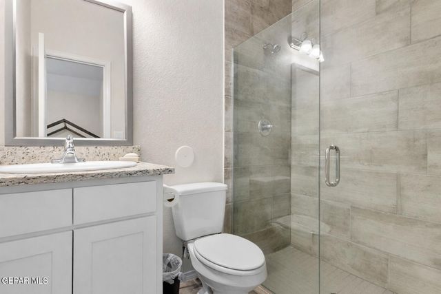 401 PLATEAU Drive, Socorro, TX 79927