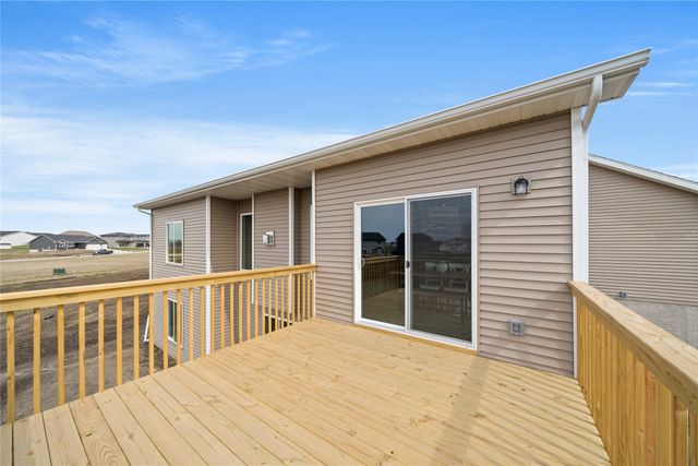 326 29th Street SW, Altoona, IA 50009