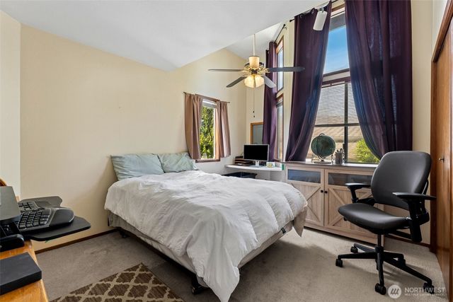 2407 SE 8th Place, Renton, WA 98055