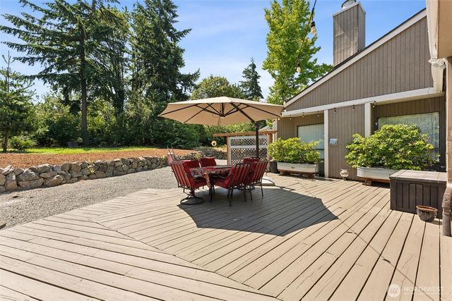 2407 SE 8th Place, Renton, WA 98055