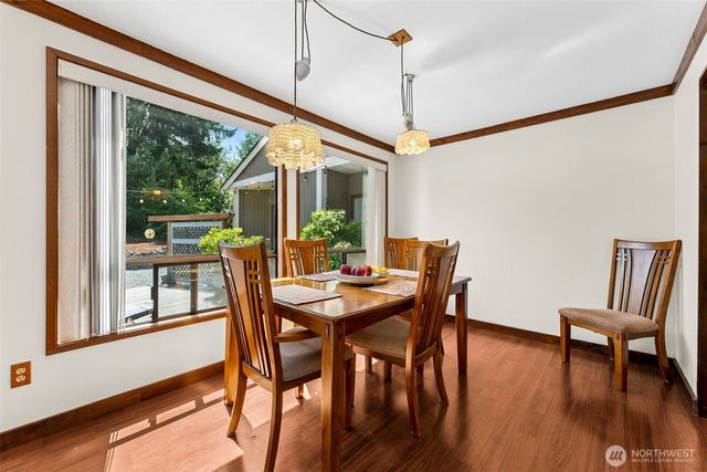 2407 SE 8th Place, Renton, WA 98055