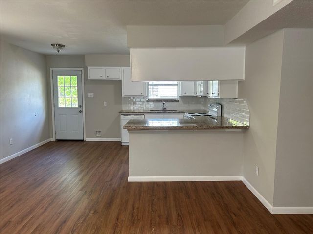 110 Laurie Lane Lane, Willis, TX 77378