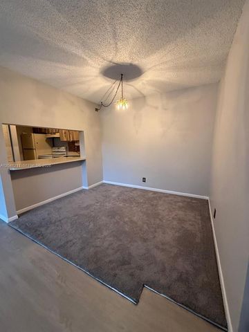 614 Sea Pine Way C1, Greenacres, FL 33415