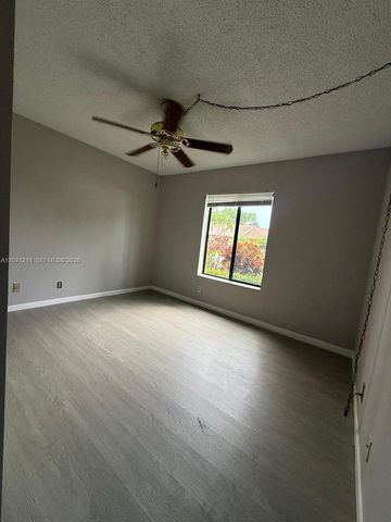 614 Sea Pine Way C1, Greenacres, FL 33415