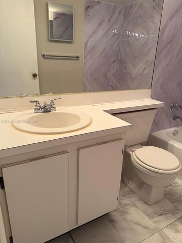 614 Sea Pine Way C1, Greenacres, FL 33415